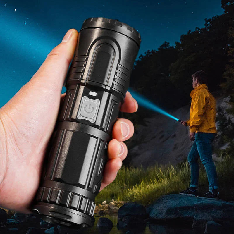 Compacte Led-zaklamp met Zoomfunctie