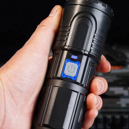 Compacte Led-zaklamp met Zoomfunctie